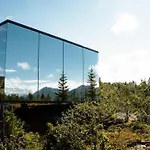 Lodge Wonderinn Arctic *