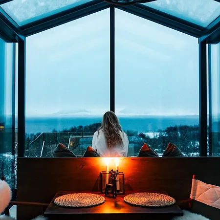 Wonderinn Arctic Lodger